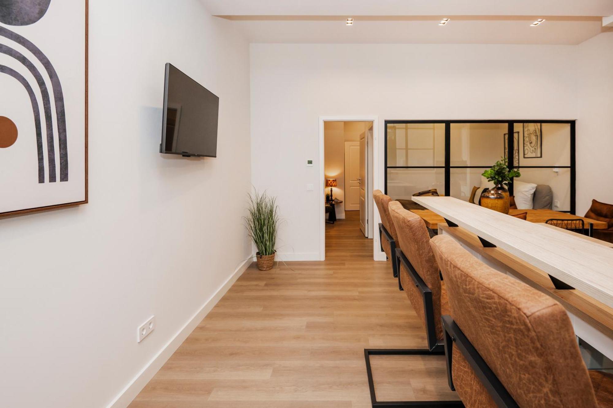S331 - Luxurious Two Bedroom Duplex Apartment In Κολωνία Εξωτερικό φωτογραφία