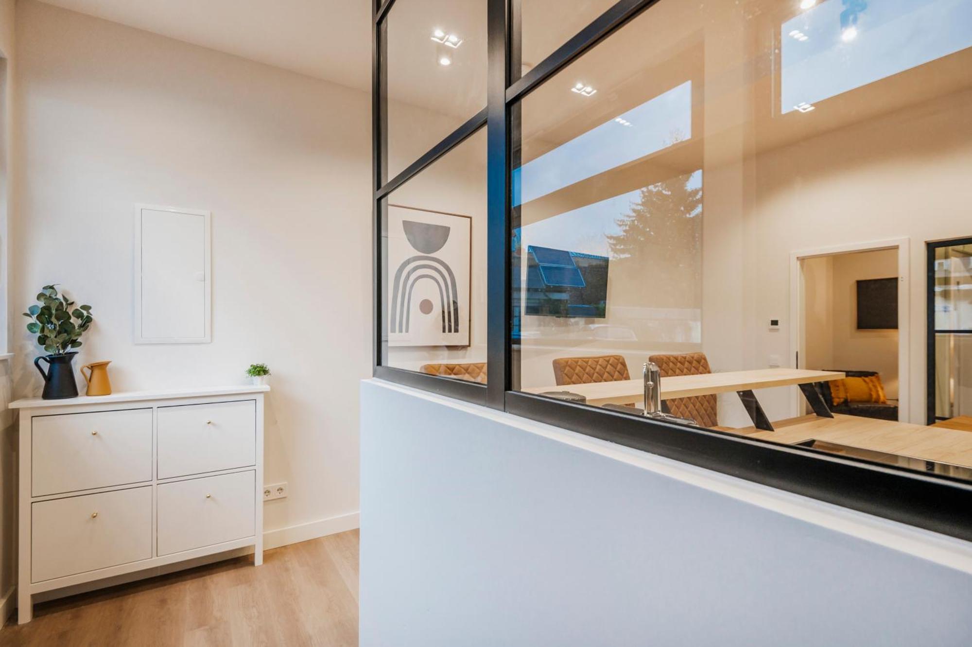 S331 - Luxurious Two Bedroom Duplex Apartment In Κολωνία Εξωτερικό φωτογραφία