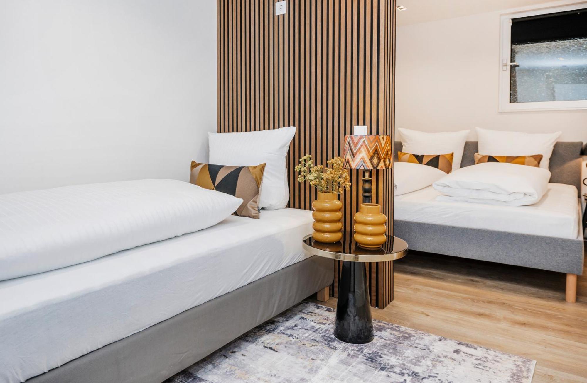 S331 - Luxurious Two Bedroom Duplex Apartment In Κολωνία Εξωτερικό φωτογραφία